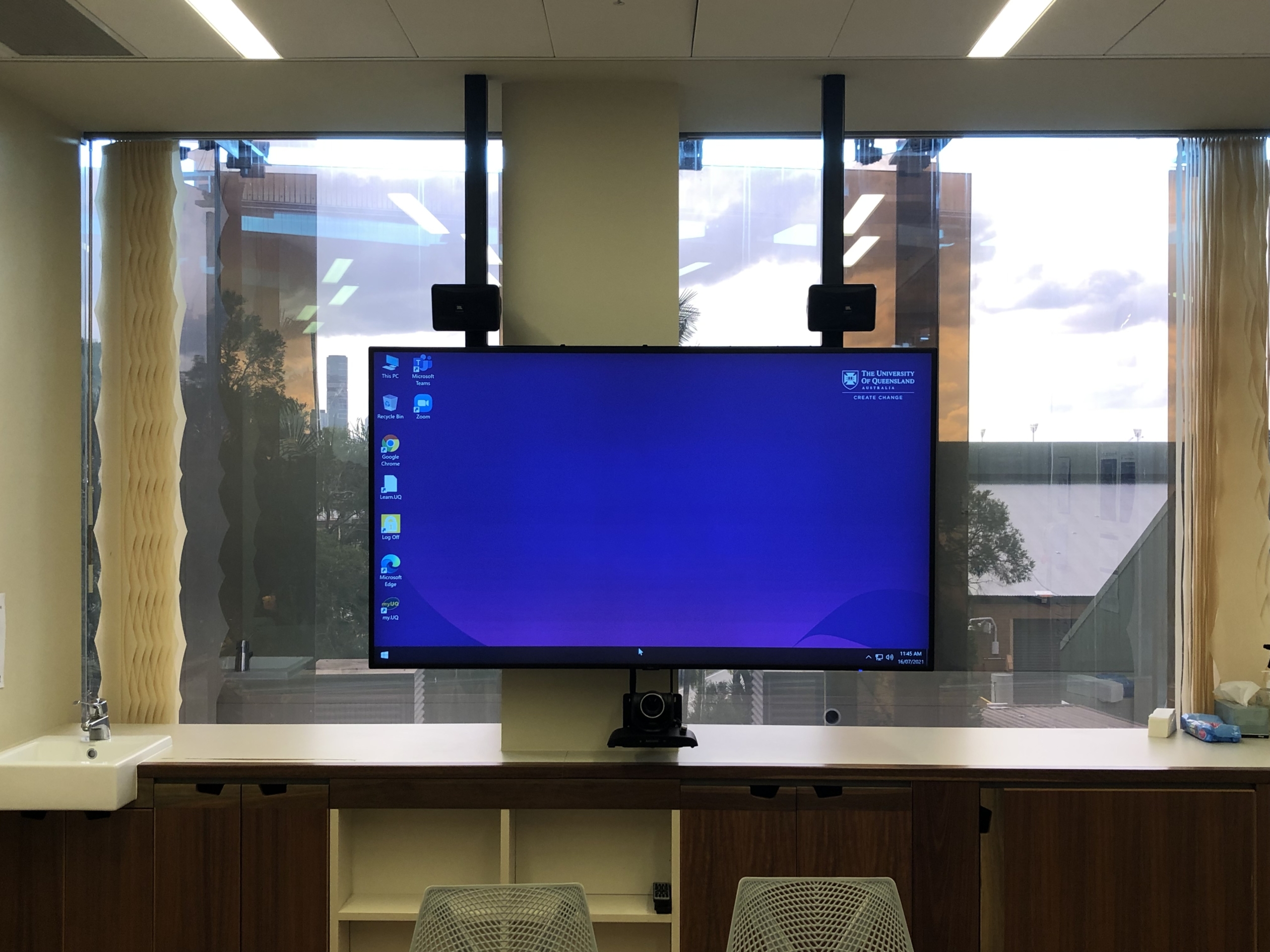 M004 – Meeting Single Display