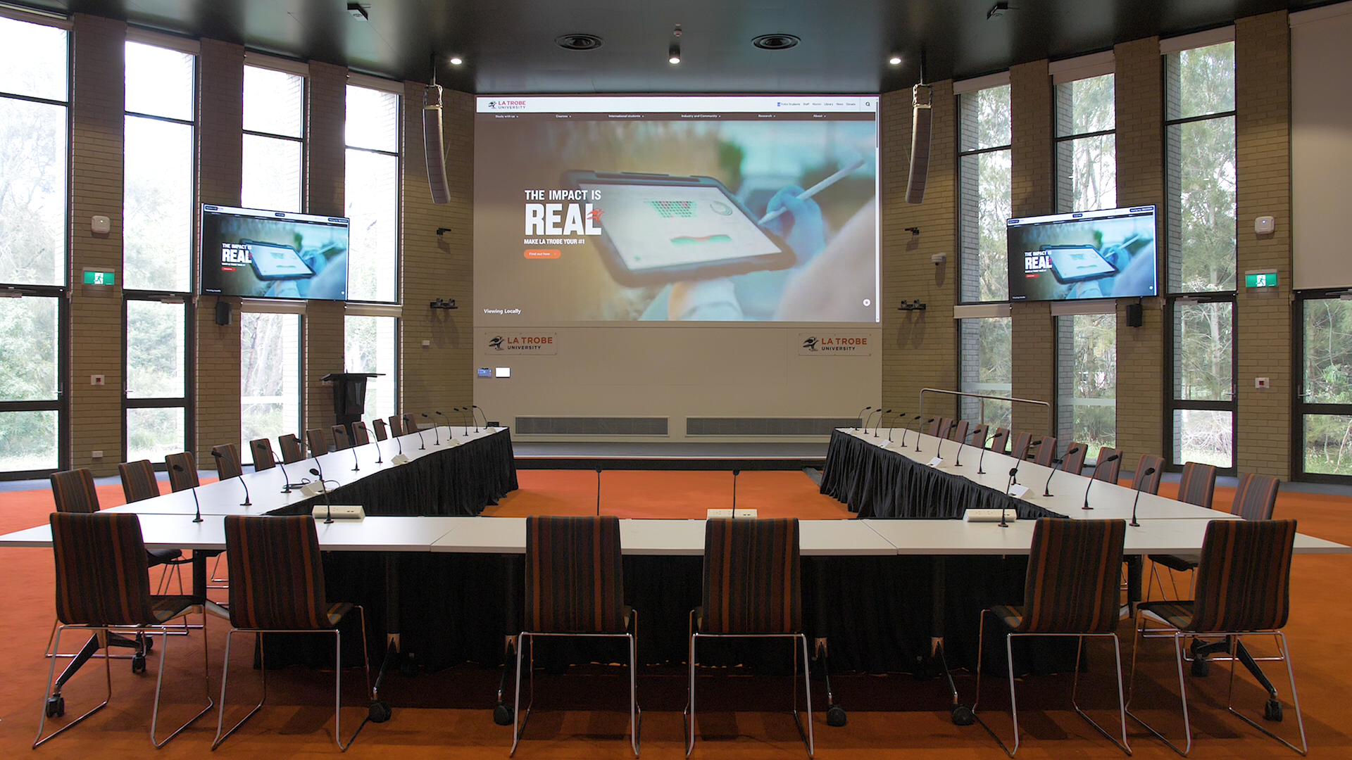 M010 – Premium Meeting and Conference Space