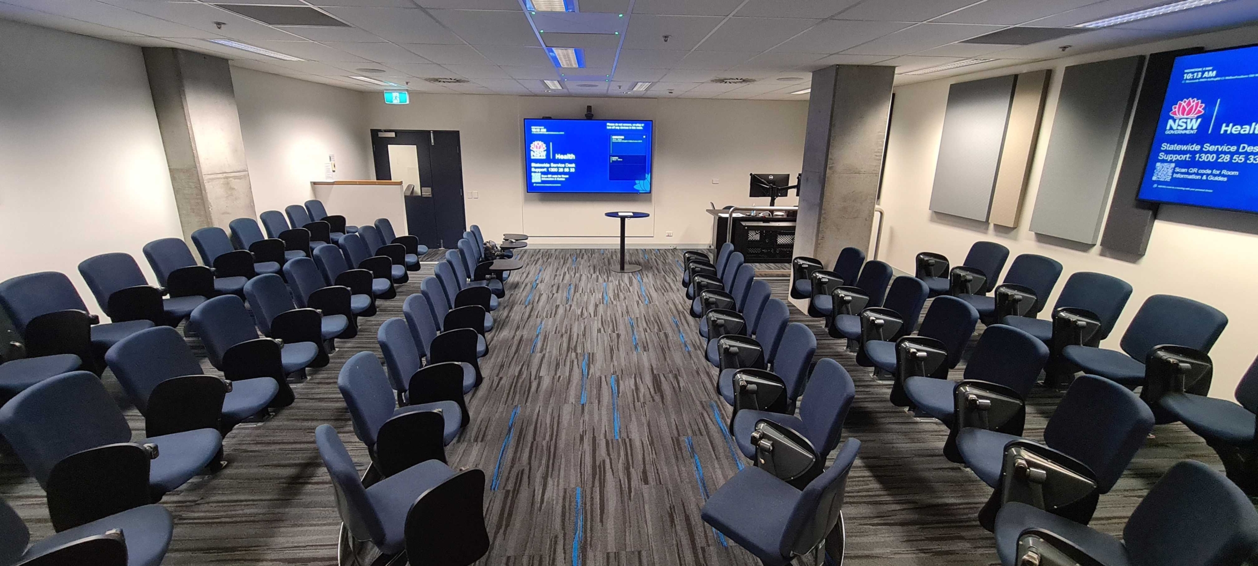 M015 – Medium Meeting Space