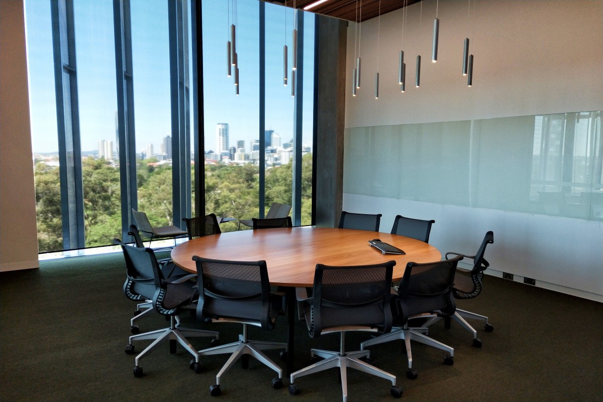 M016 – Small Meeting Space, photo 2 of 2