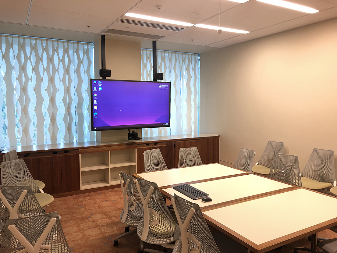 M022 – Single Screen Meeting Space