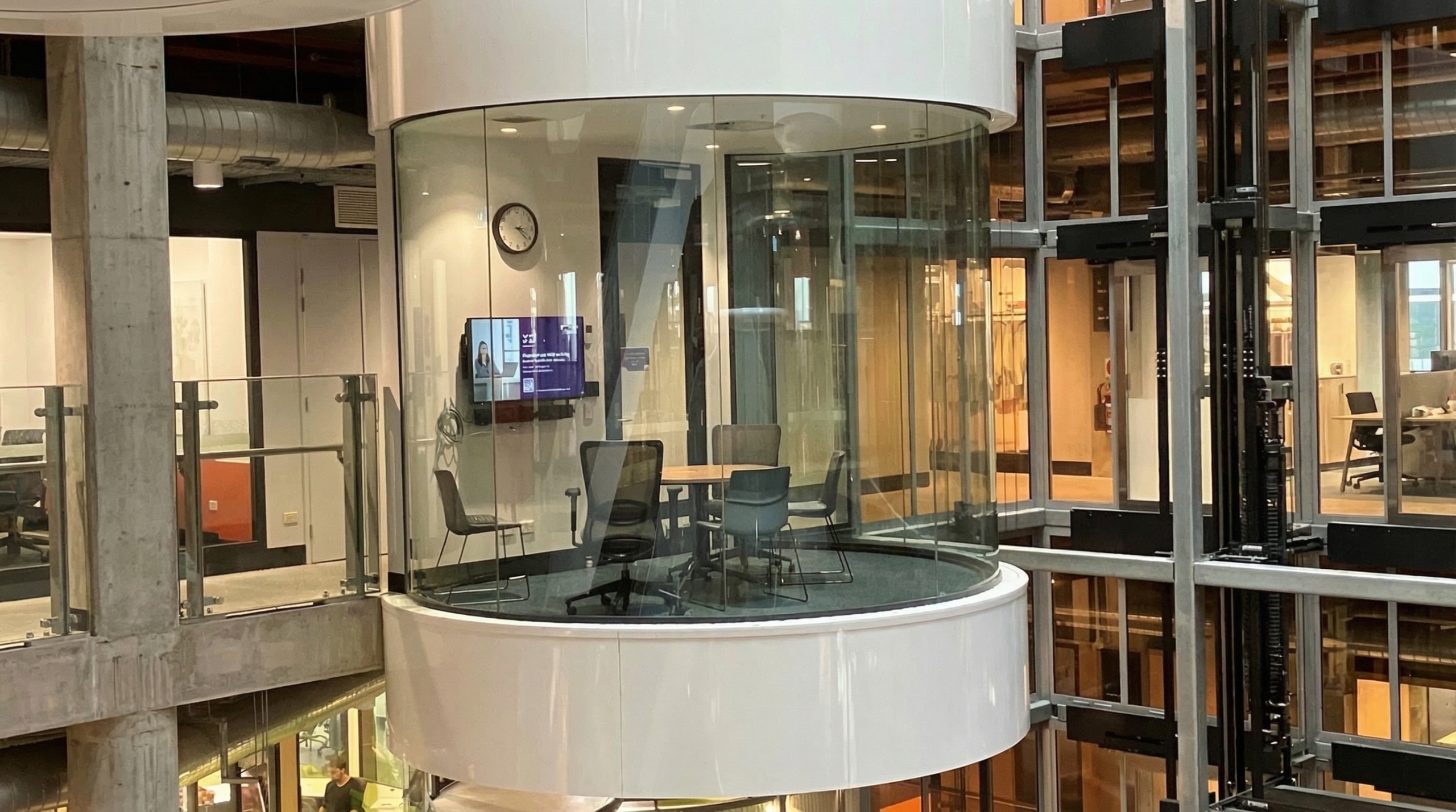 M028 – Small Meeting Space