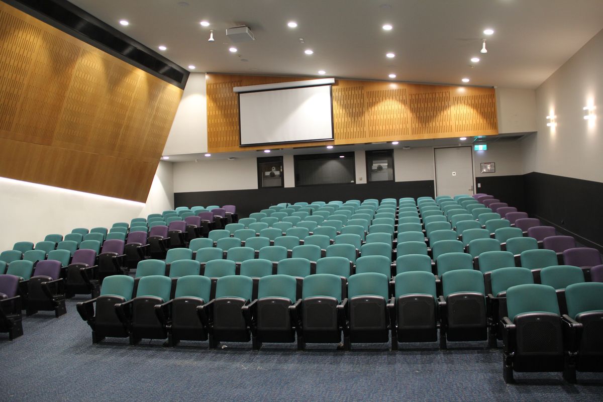 T014 – Hybrid Dual Projection Theatre, photo 2 of 2