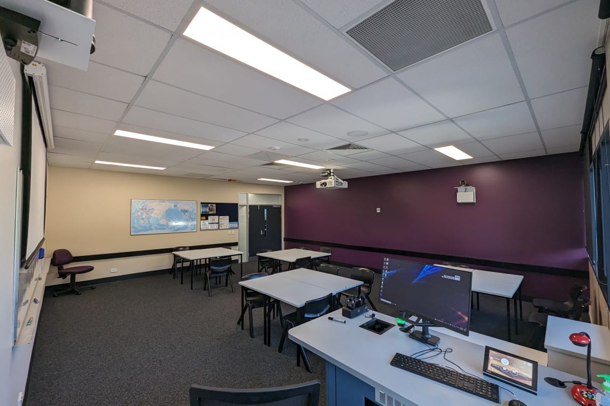T018 – Small Teaching Space, photo 2 of 2