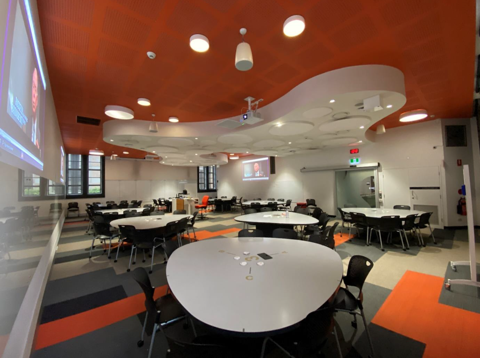 T027 – Large Collaborative Teaching Space