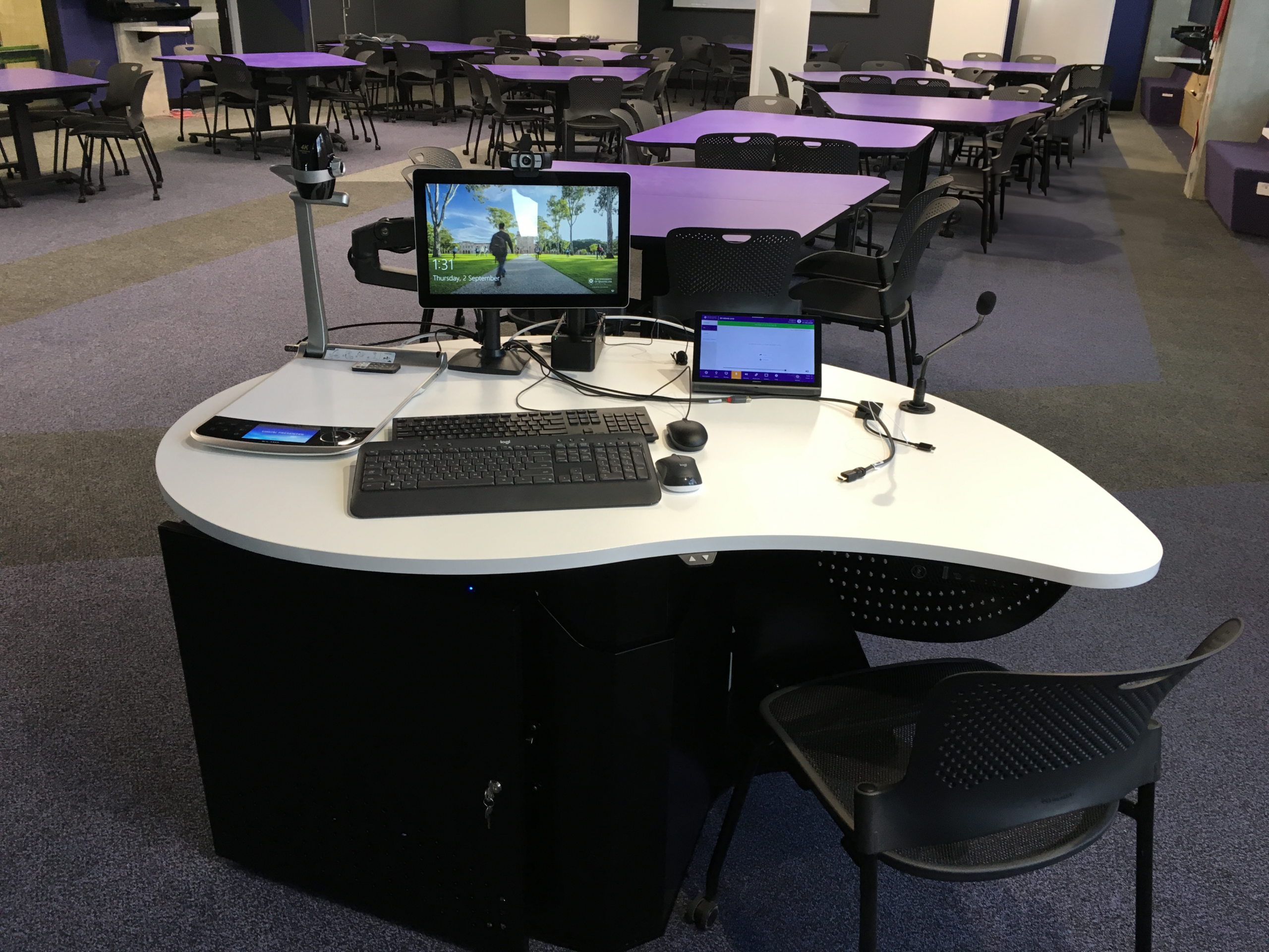 T037 – Teaching Space with Pods, photo 4 of 4
