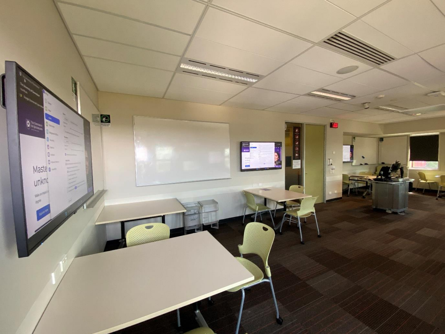 T040 – Collaborative Teaching Space