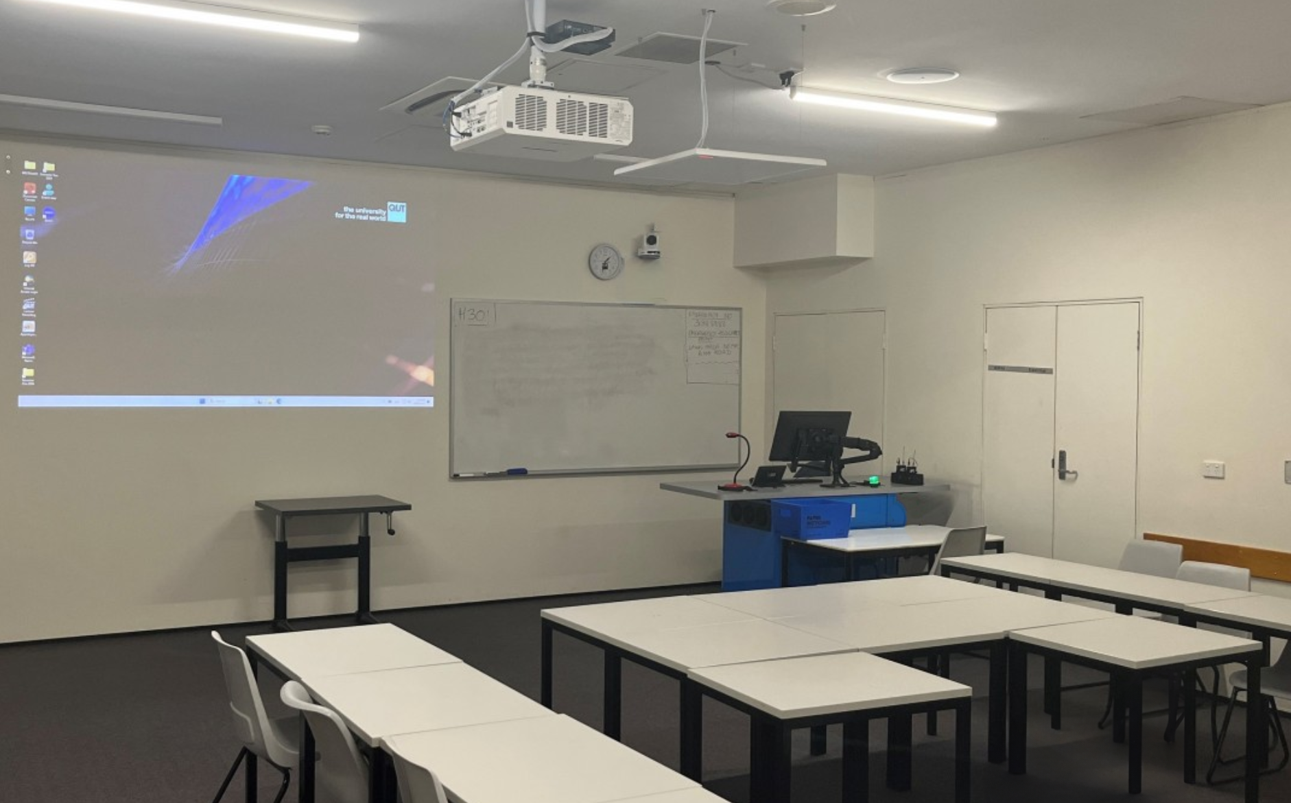T041 – Hybrid Teaching Space