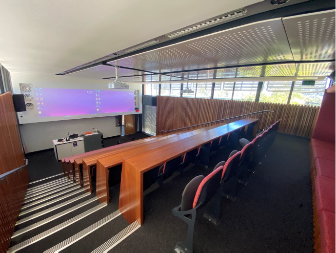 T056 – Dual Display Teaching Space, photo 4 of 4