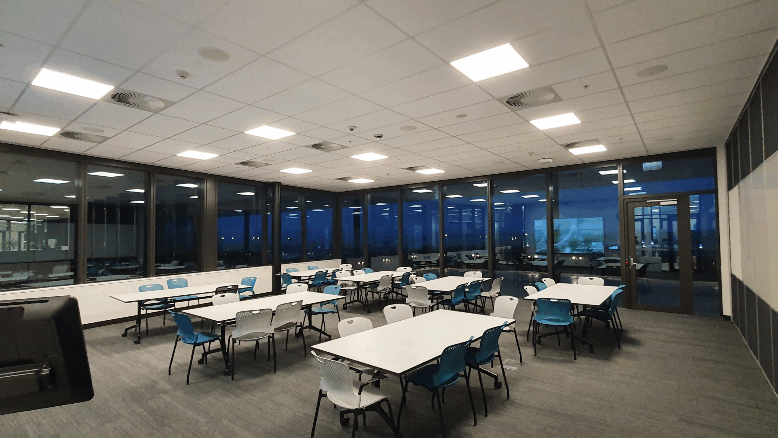 T068 – Room Link Collab Studio, photo 2 of 2