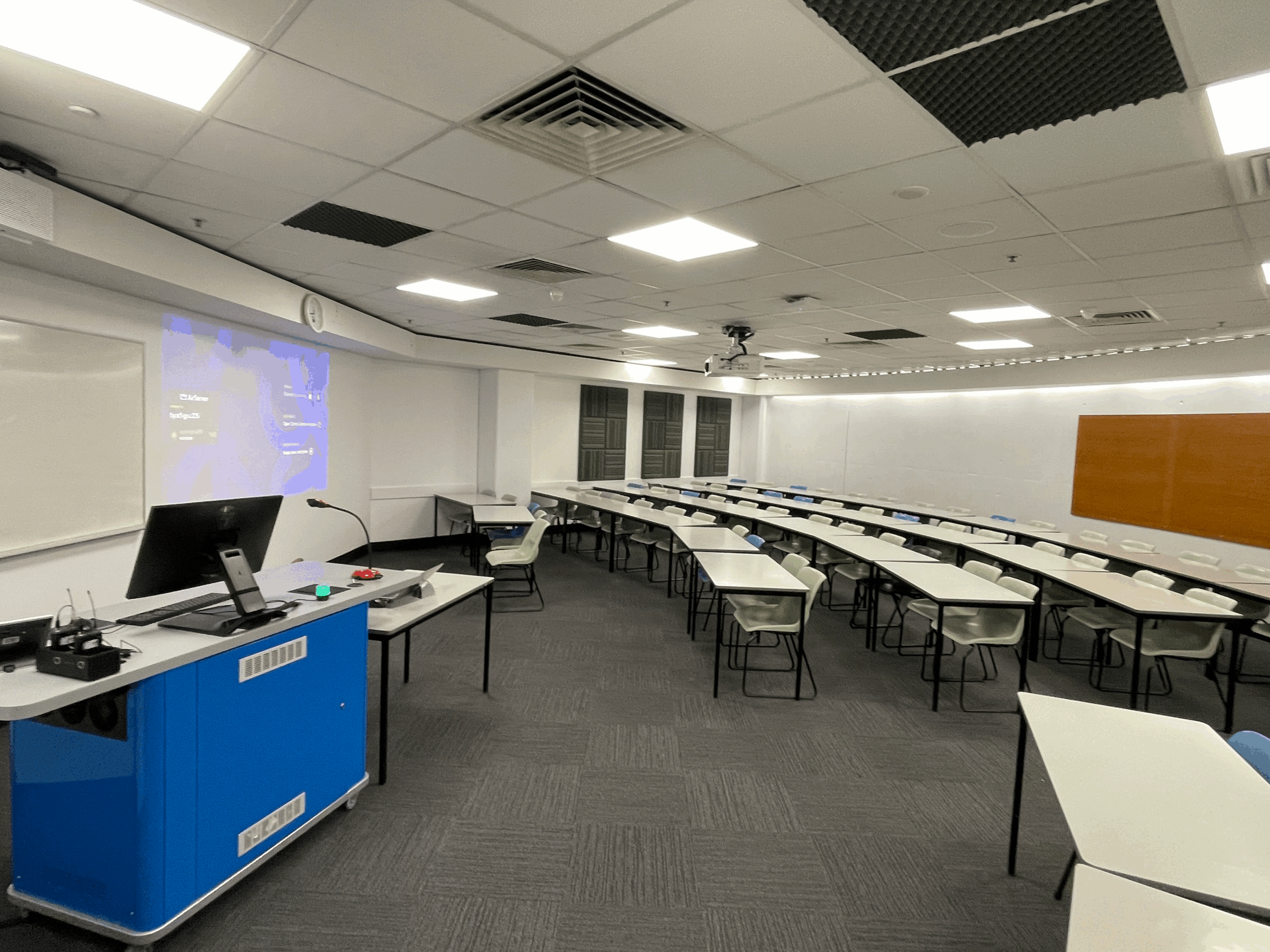 T075 – Hybrid Digital Teaching Station