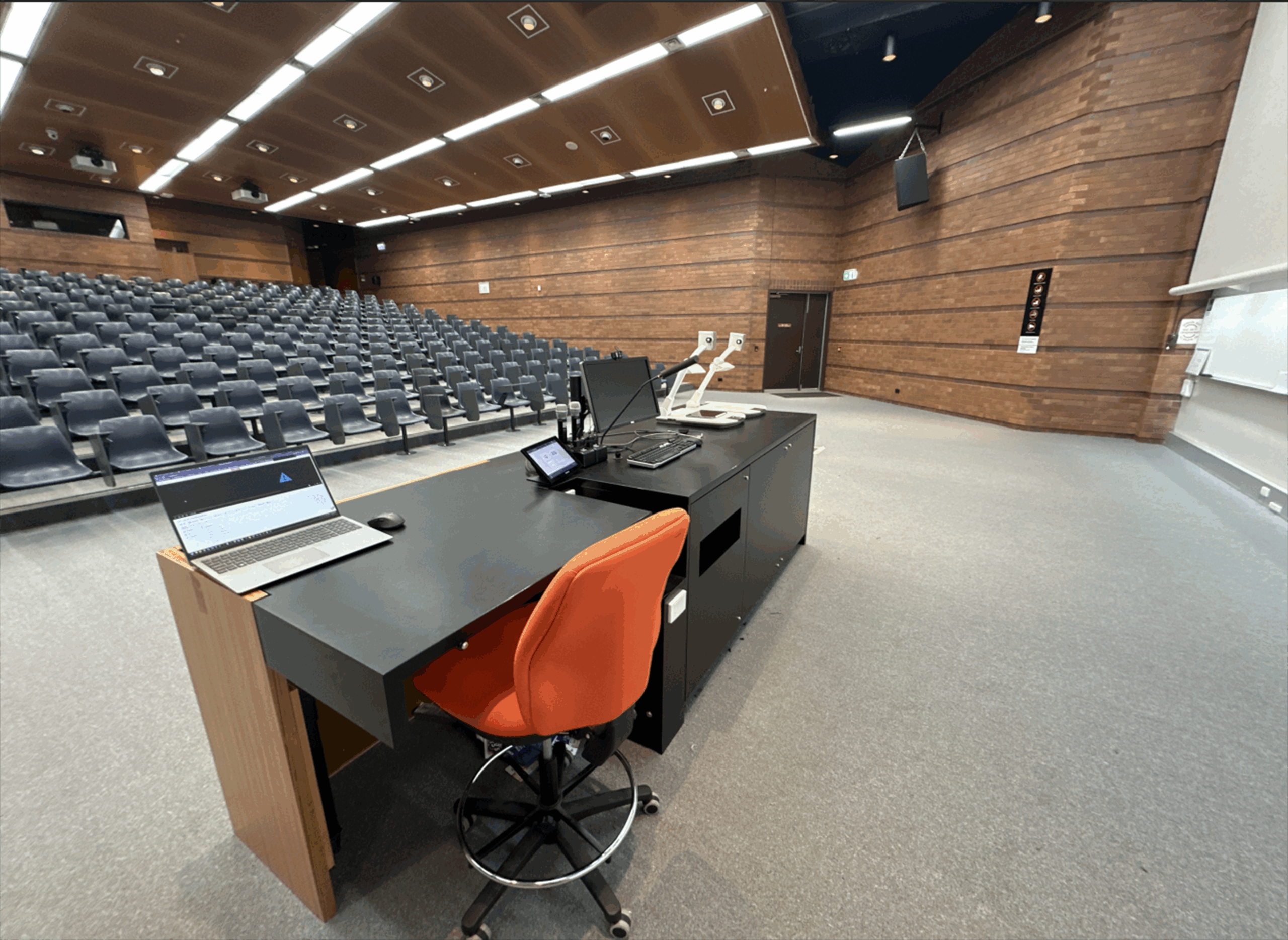 T077 – Dual Presentation Auditorium, photo 2 of 2