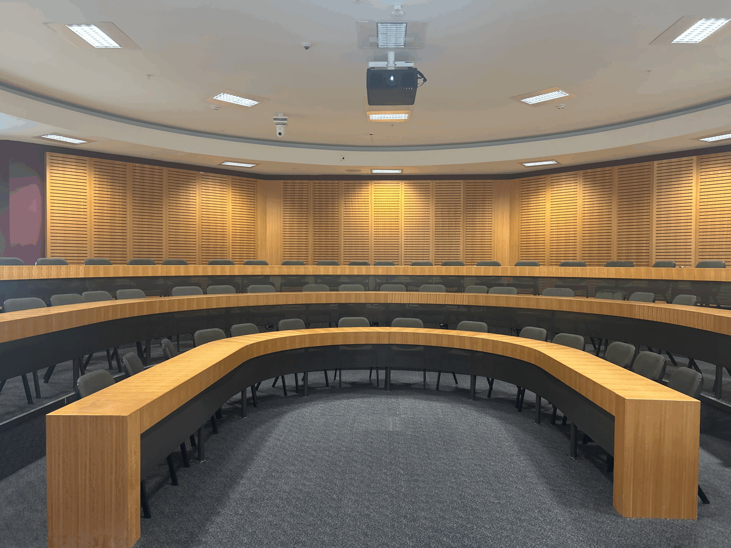 T080 – Lecture Theatre, photo 2 of 2